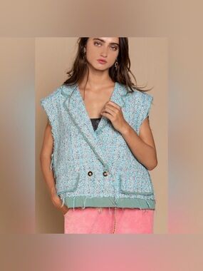 Like new POL Mint and Teal Tweed Vest Size M (oversized will fit up to an XL)